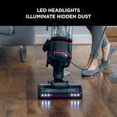 Shark Red/Black Upright Vacuum Cleaner 1.1L 750W Lift-Away Pet Model